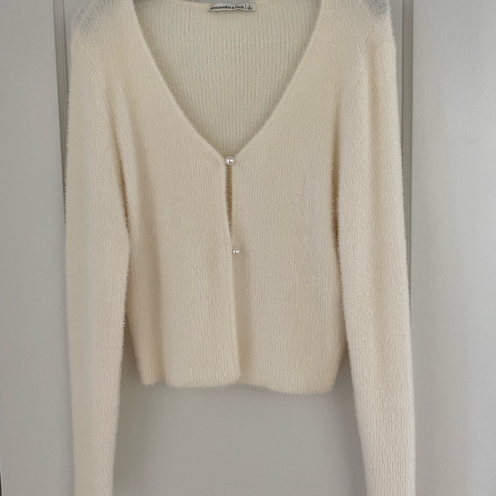 Abercrombie & Fitch Cream Cardigan
